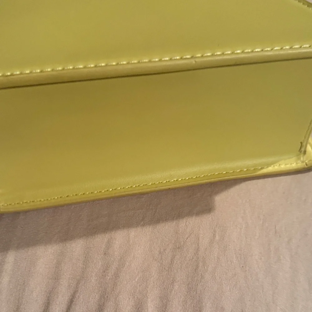 Jacquemus Lime Mini Bag - Picture 4 of 6